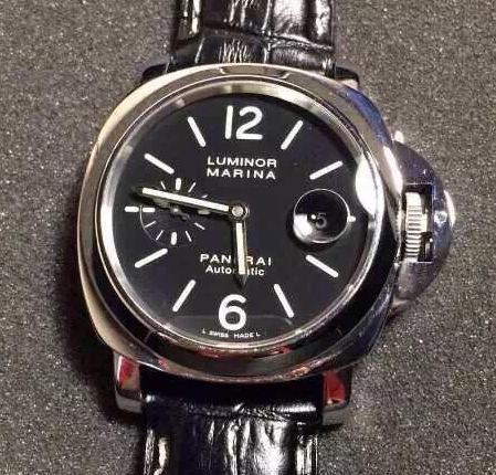 Panerai沛納海Luminor系列PAM104男士自動機械精仿手錶